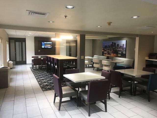 Hotel Baymont By Wyndham Springfield I-44 Facilidades foto